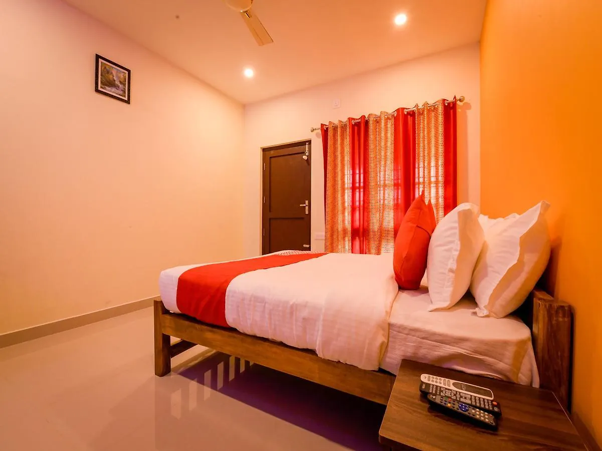Oyo 14604 Green View Residency Alappuzha