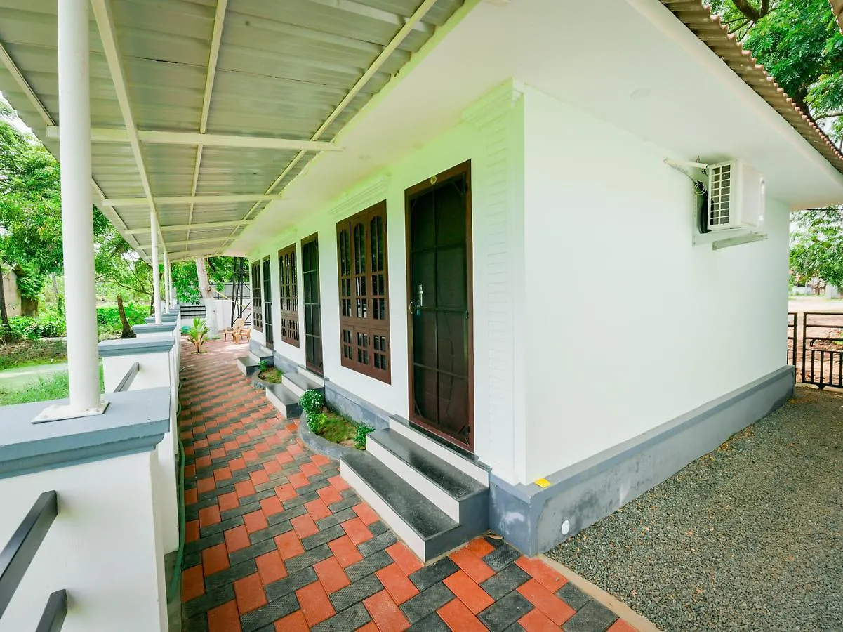 Oyo 14604 Green View Residency Alappuzha Resort